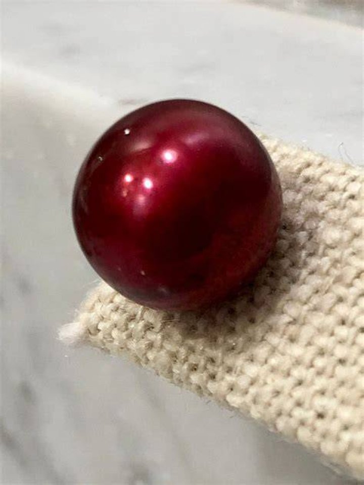 Are red pearls real?