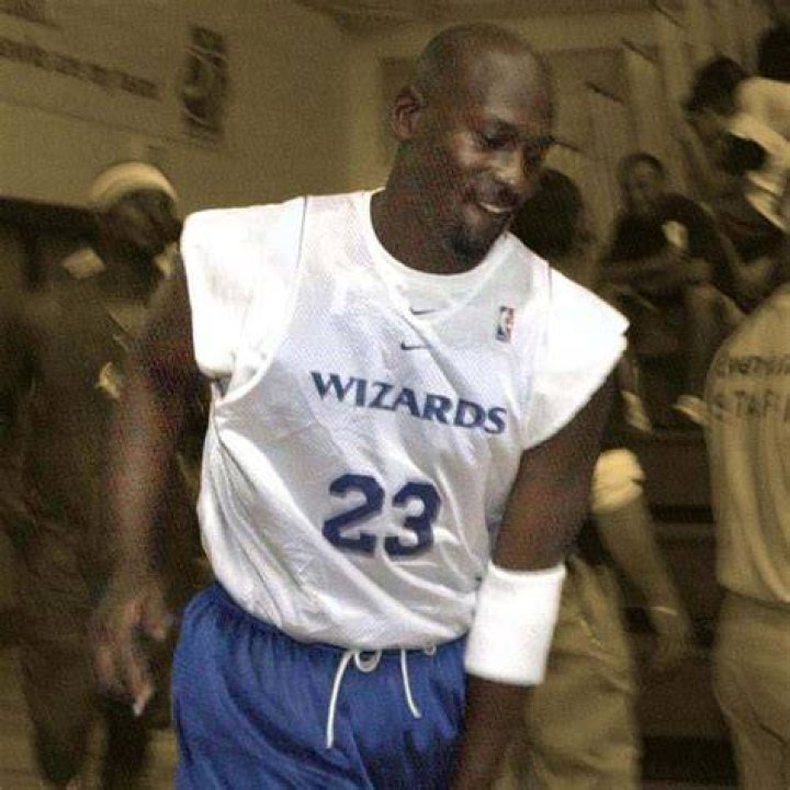 Does Michael Jordan own the Wizards?