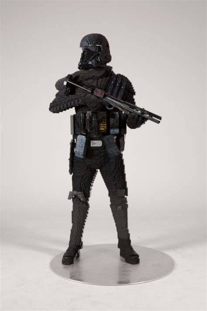 How tall is a death trooper?