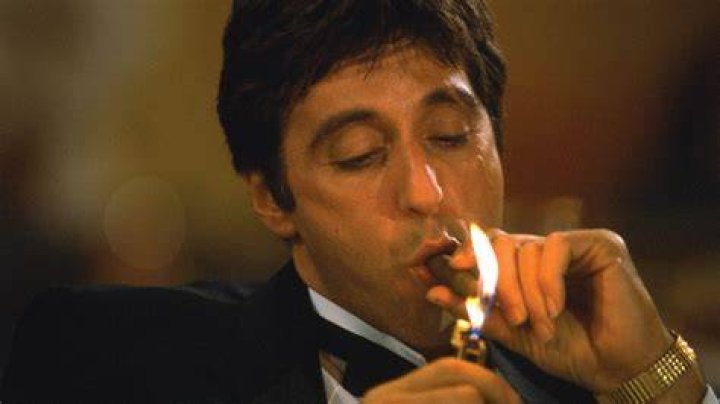What cigar did Scarface smoke?