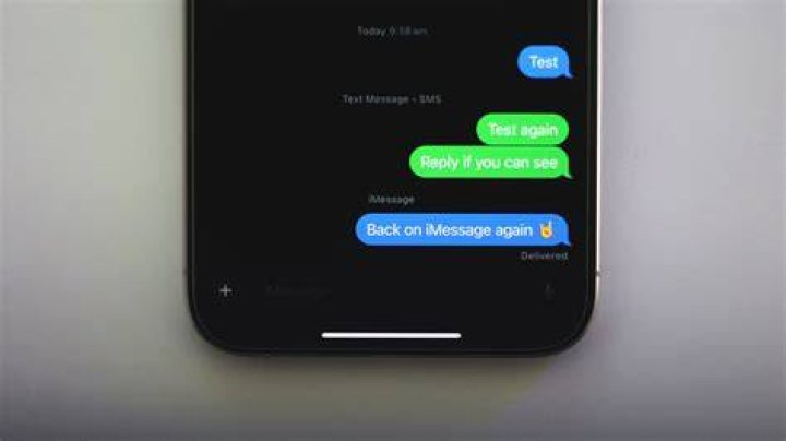 What does it mean when iMessage turns blue?